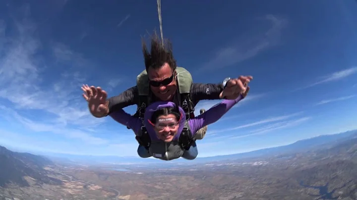 Heidi Blakely  Tandem Skydive At Skydive Elsinore