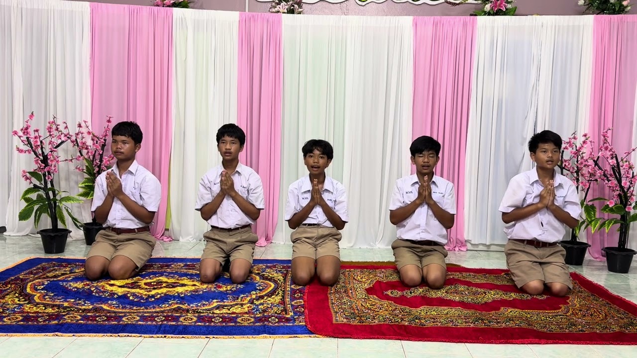 การประกวดสวดมนต์หมู่สรรเสริญพระรัตนตรัย ทำนองสรภัญญะ ประเภททีมชายล้วนระดับมัธยมศึกษา โรงเรียนวัดกลาง