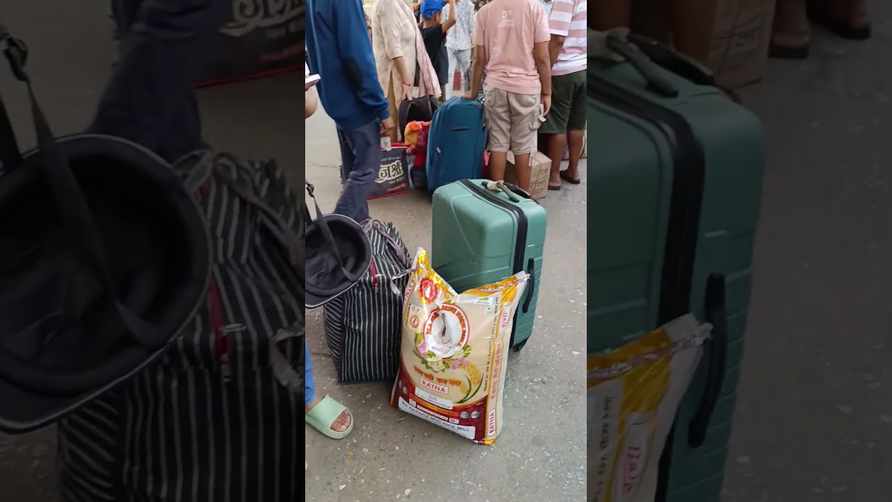 Bangalore Krishnarajapuram station 🚉🚉🚉🚉🚉💫🌟⛽⛽₹