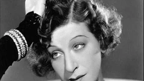 A Review 1939 ~{3}~ Live Radio Performance