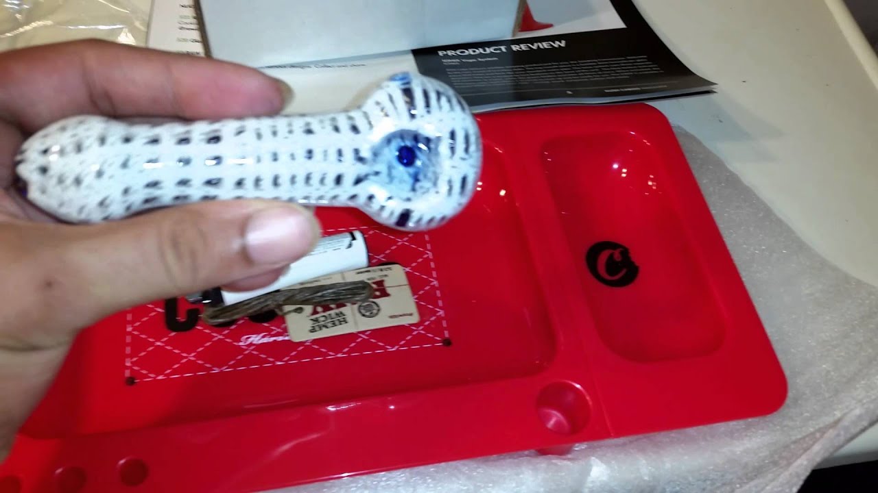 Unpacking August 2015 Kush Cargo