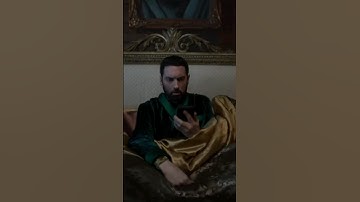 Eminem - Houdini [Official Music Video] 😳😳