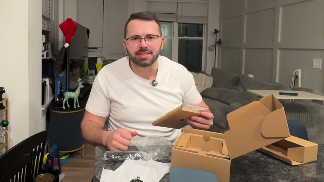 Unbelievable Mini PC with  Ryzen 5! 4K Video, Triple Displays & Multitasking – All Possible.