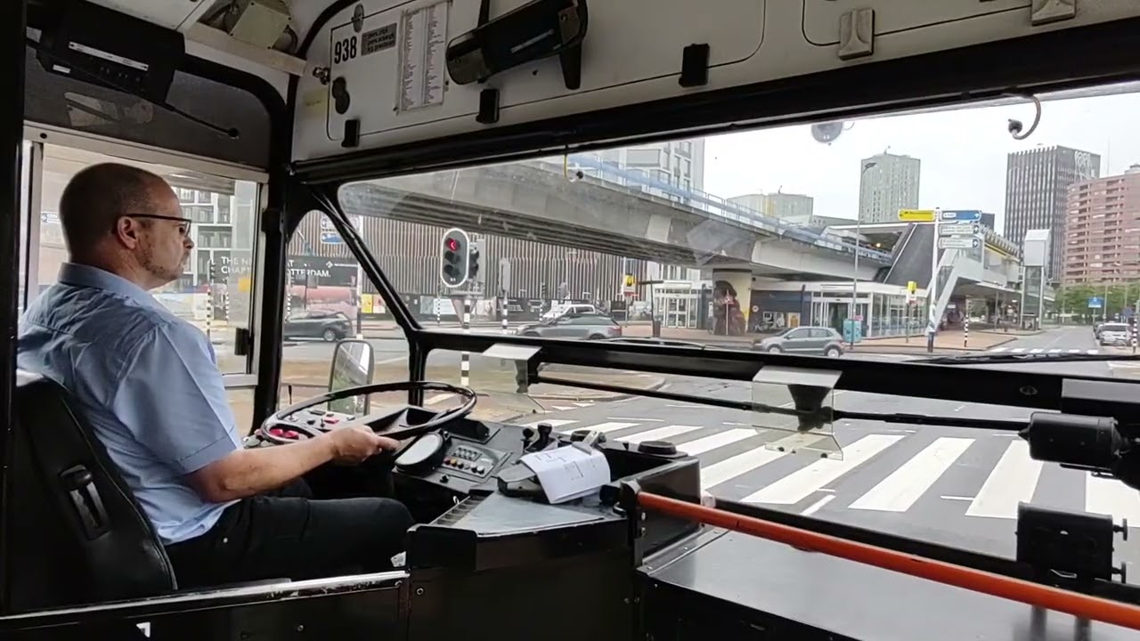 DAF-Hainje CSA-I | RET 938 van Sluisjesdijk naar Rotterdam Centraal