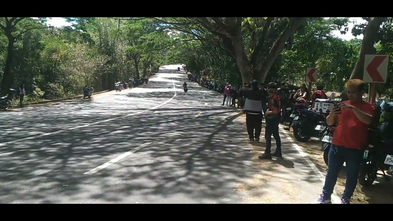 kahit nag iisa nag lalaro si lady rider sa marilaque manukan mga idol ...