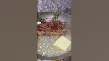 Thumbnail of Cara Cepat Memasak Steak Sapi Rare Gurih Nikmat! 🥩🥩🥩 | Kuliner Cepat 🍽🍽🍽