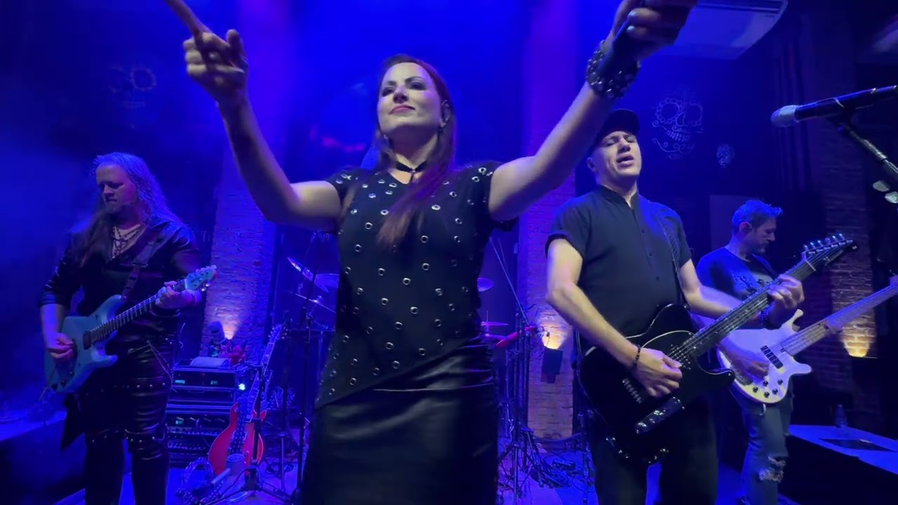 Banda Almanak - Café Piu Piu - 7 - Zombie - 03 Maio 2025