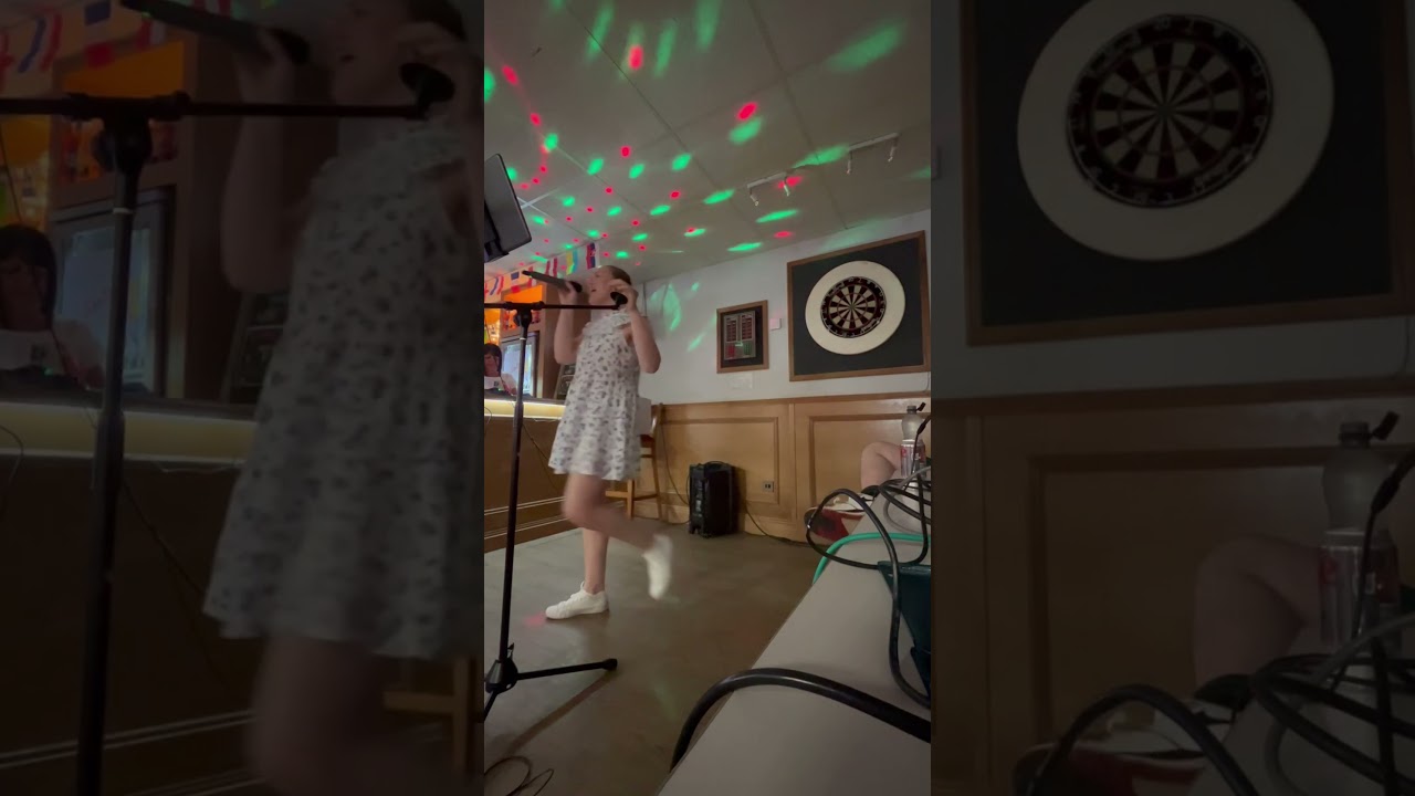 Show Me Heaven- Maria McKee cover by Chloé Louise Baker - Singing Gig 30/06/24