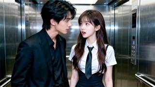 Intern Girl Entered CEO's Elevator,Everyone Think She Was Doomed,Unexpectedly, She Win CEO's Heart.