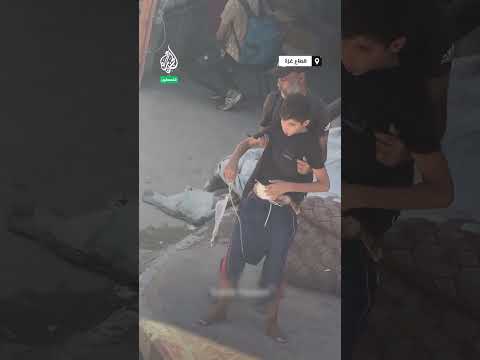 غزة.. طفل مصاب يبحث عن مكان لتلقي العلاج