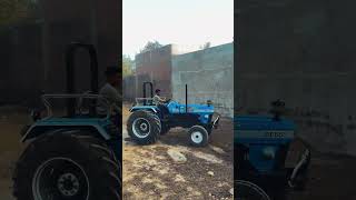 The YouTube Hashtag Generator suggests hashtags 