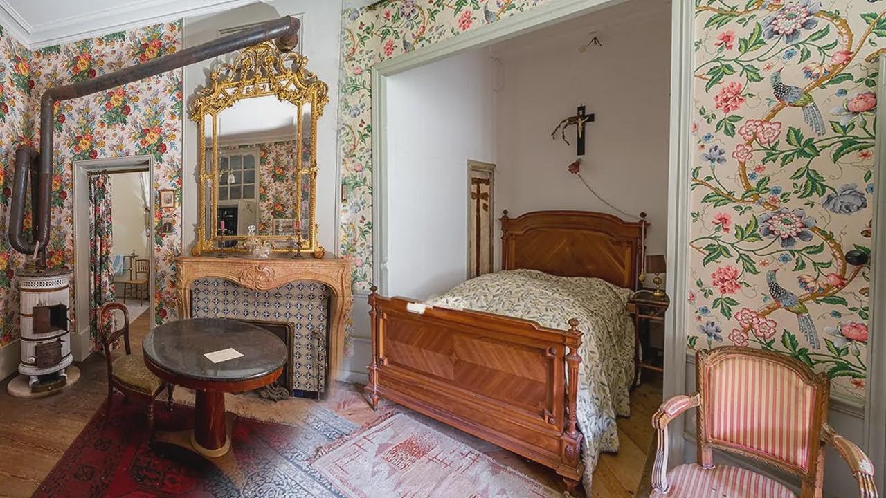 Castelo Vitoriano Abandonado da Família Gerardi – Eles Nunca Voltaram!