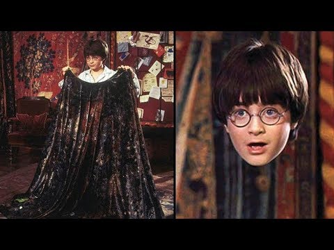 Harry Potter avec cape d'invisibilité