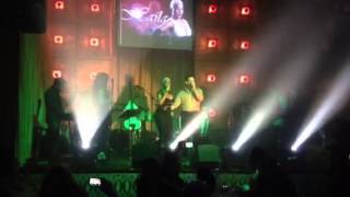 Haila y Ari Pinelli