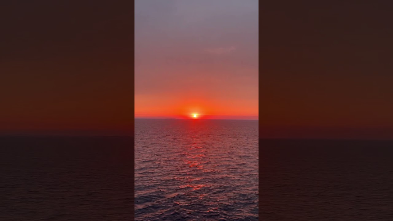 sunsets on a cruise just hit different 🌅🛳️ #travel #sunset #cruise