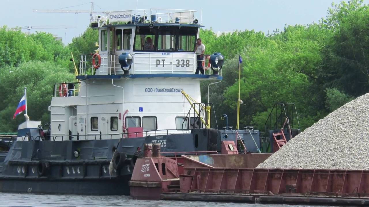 Буксир РТ-338, баржа 7226 и собака. - YouTube