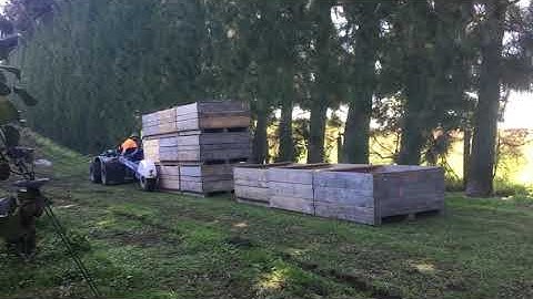 Transtak 3500N Fruit Bin Trailer