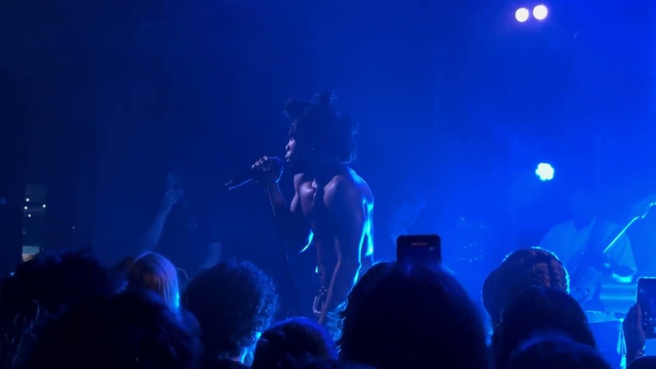 Obongjayar - Just Cool + adore u (acoustic remix) | Live from Paris