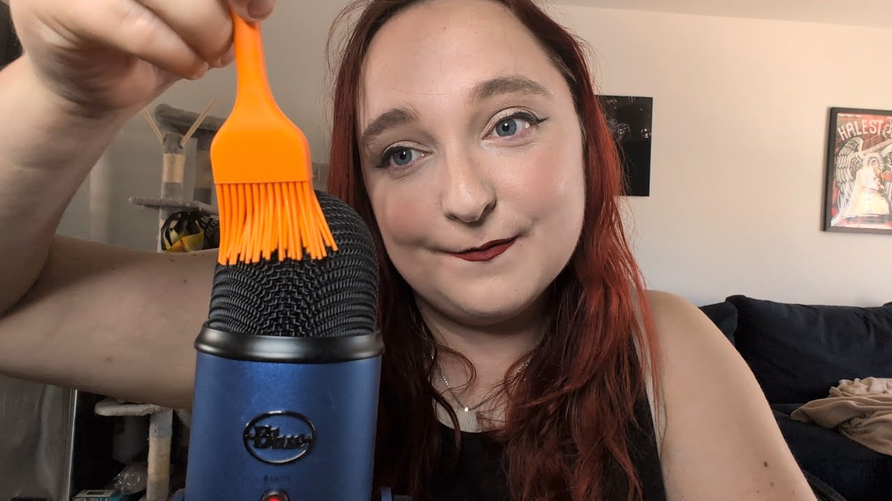 ASMR | Deep tingles for when you need sleep 💤 mic scratching, brushing and massaging