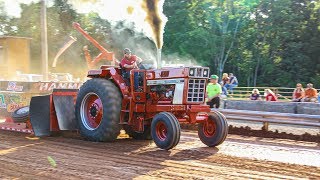 Now This is Tractor Pulling!