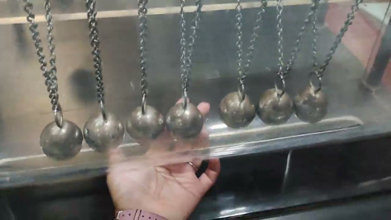 Oscillation real life Example |Science Centre |Physics