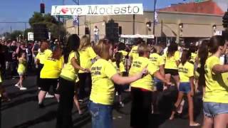 Attitude Plus Dance Studio Flash Mob 2013 Modesto, Ca