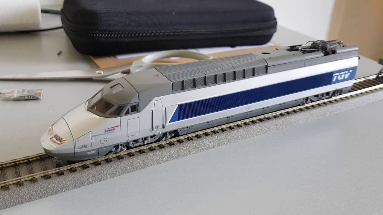 Lima 149771 HOゲージ TGV Reseau 516 4両セット TGV Reseau 516 Lima collection ref 149771 sound TMC Bastiani - YouTube