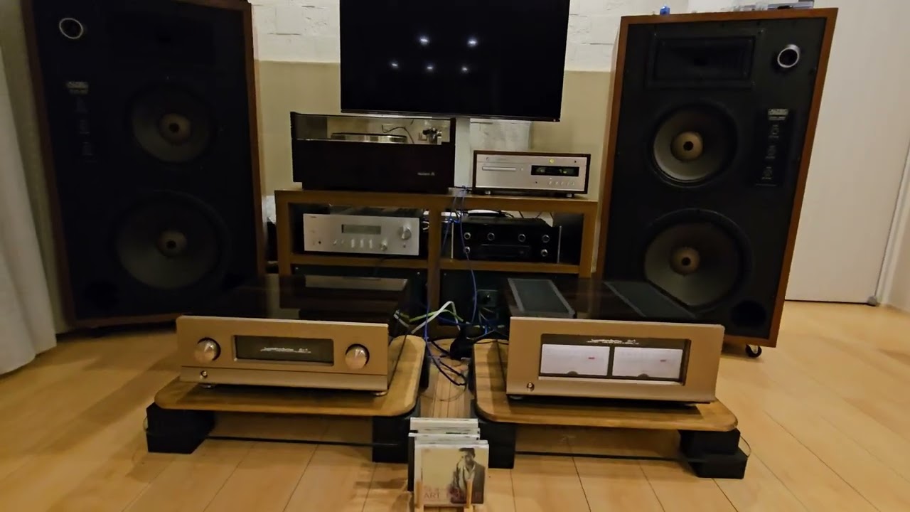 Luxman M7 C7. / CD D -380 - YouTube