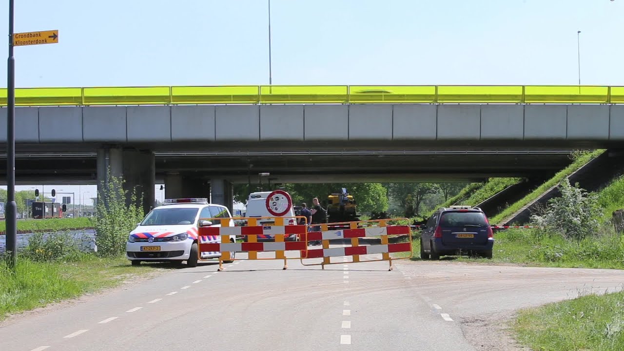 Vrachtwagenchauffeur die twee wielen verloor op A2 had dat in eerste instantie niet in de gaten