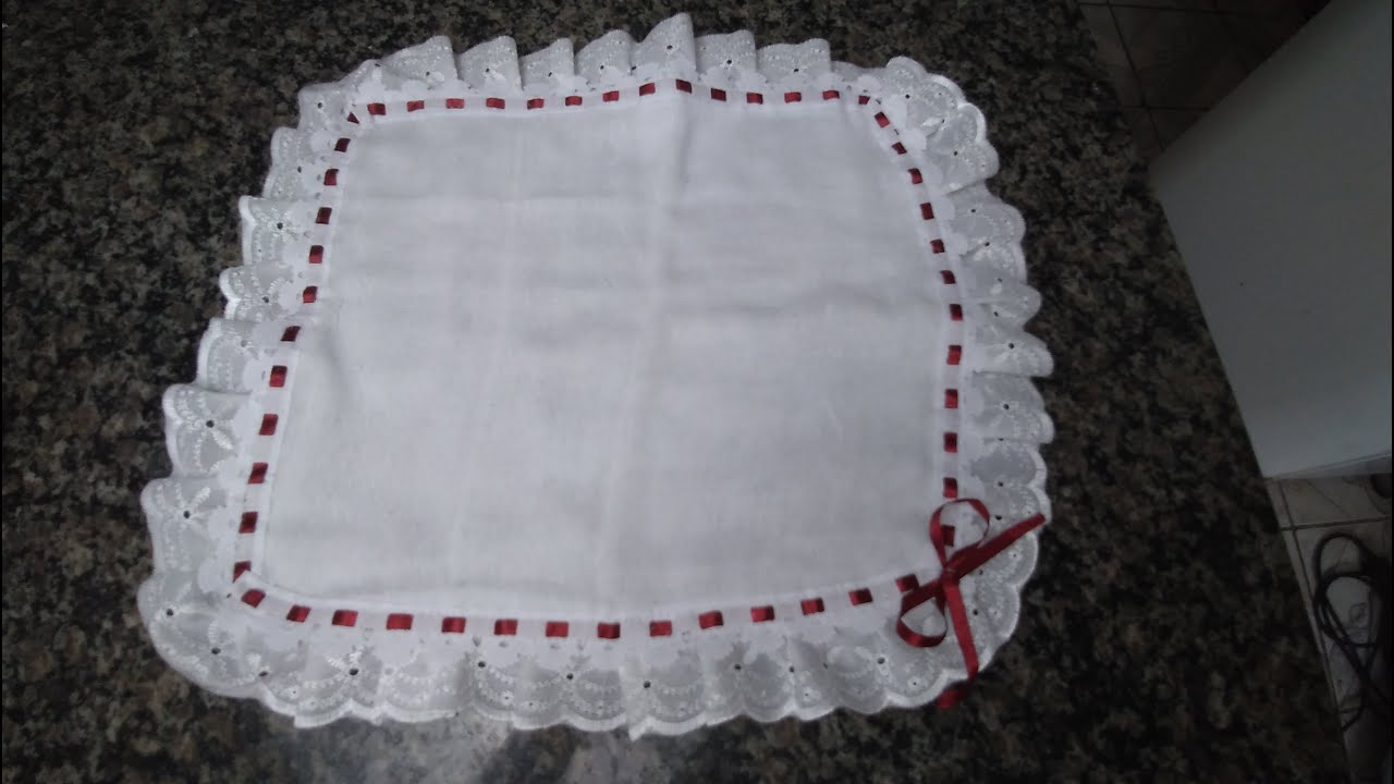 Fralda de Boca Dupla com Bordado Inglês