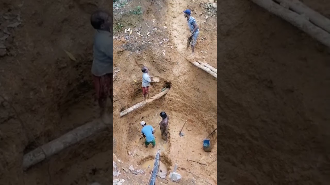 This is How Sri Lankan Locals Find Gems 💎 | Traditional Gem Hunting 🇱🇰