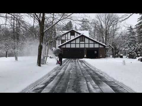 Video: Sniego Valytuvo Priedas: Pasirinkimas Montuojamų Sniego Pūstuvų, Skirtų žoliapjovėms, Traktoriams Ir Kultivatoriams. Sniego Valymo įrenginių Ypatybės SP 56, SP 60 Ir Kt