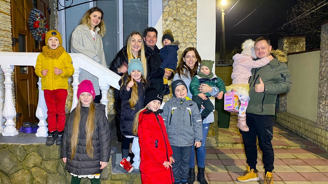 Am pornit cu Colindatul cu Alexunea TV la Familia Melimi acasa,