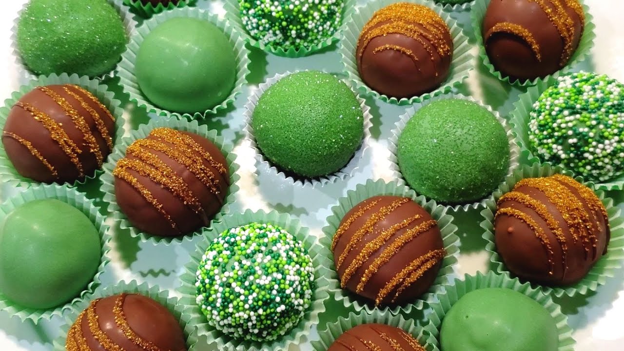 Lucky Cake Balls! | St. Patrick's Day Themed Cake Balls! 