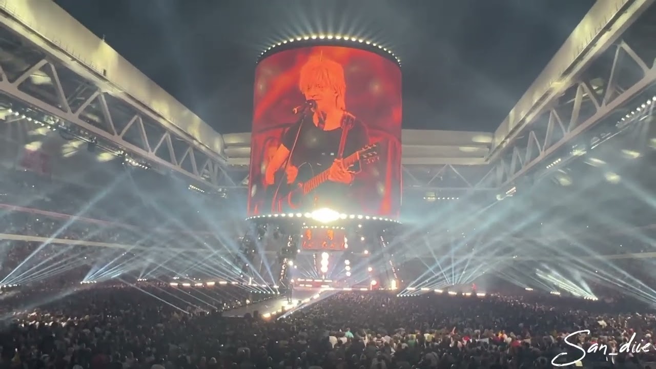 @indochineofficiel ~ La vie est belle ~ Stade Pierre Mauroy ~ 2 Juillet 2022