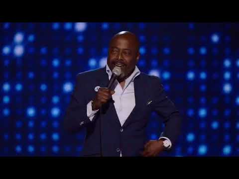 Donnell Rawlings Smoking Out The Window Silk Sonic Snoop Dogg S F Cn Around Comedy Special 