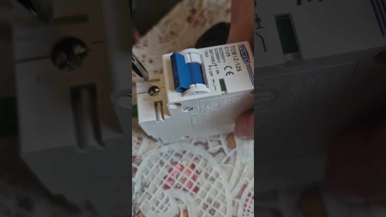 автоматичний вимикач Tomzn чудова китайська якість TOB1Z-125 C125