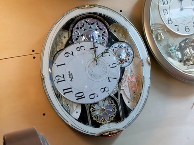 Rhythm Small World Noel S 4MN551RH03 (リズム スモールワールド