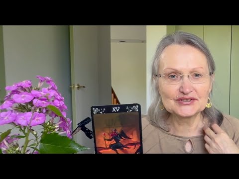 Кто зачем за вами следит/ наблюдает? Какая обратка будет врагам? Кто вам помогает? 💯 #колена таро