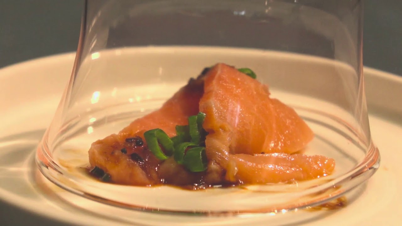 Borosi // Schwarzmüller Glas | Hot Cloche