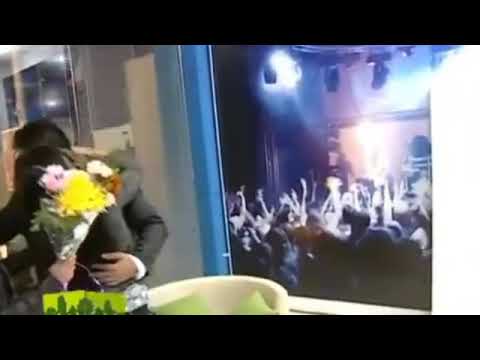 حسام الرسام صار سنين بهل الحال عايش بلحلم اني من البوم راح اكتب احبك 