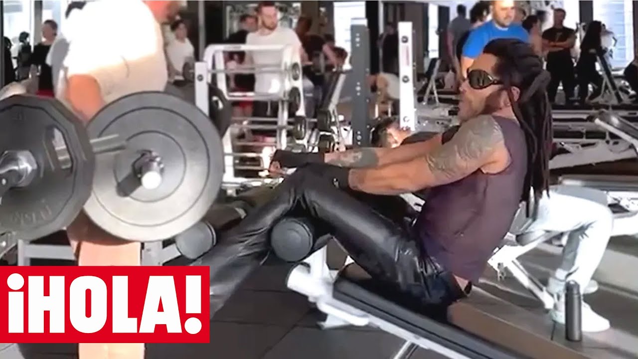 Lenny Kravitz va al gimnasio a sus 59 años... ¡con pantalones de cuero y  gafas de sol!