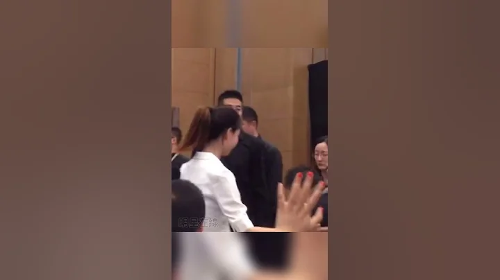 #宋承憲 #劉亦菲 曾一度談婚論嫁，卻因男方父母反對無奈分開，如今兩人依然是好朋友，經常一起出席活動！💕  #Shorts - 天天要聞