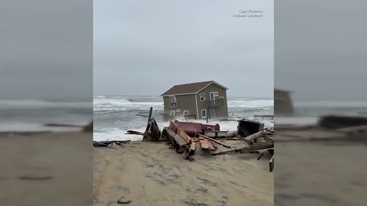 North Carolina Outer Banks home collapses into ocean, the second in same day