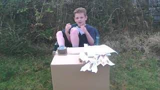 The race of noob Vs pro paper plane