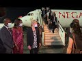 Máxima vliegt na lange werkdag Ivoorkust naar Senegal