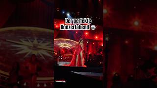 Was gehört für euch zu einem perfekten Konzertabend? 🪩 #andreaberg #konzert