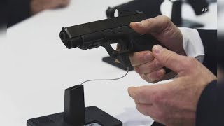 Illinois lawmakers considering ban on guns like Glocks