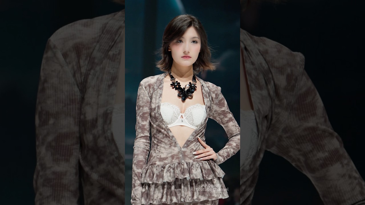 加入會員觀看完整視頻 SIUF深圳内衣展開幕式 熱依 01 内衣秀 lingerie show #model #catwalktour #beauty #fashion #siuf