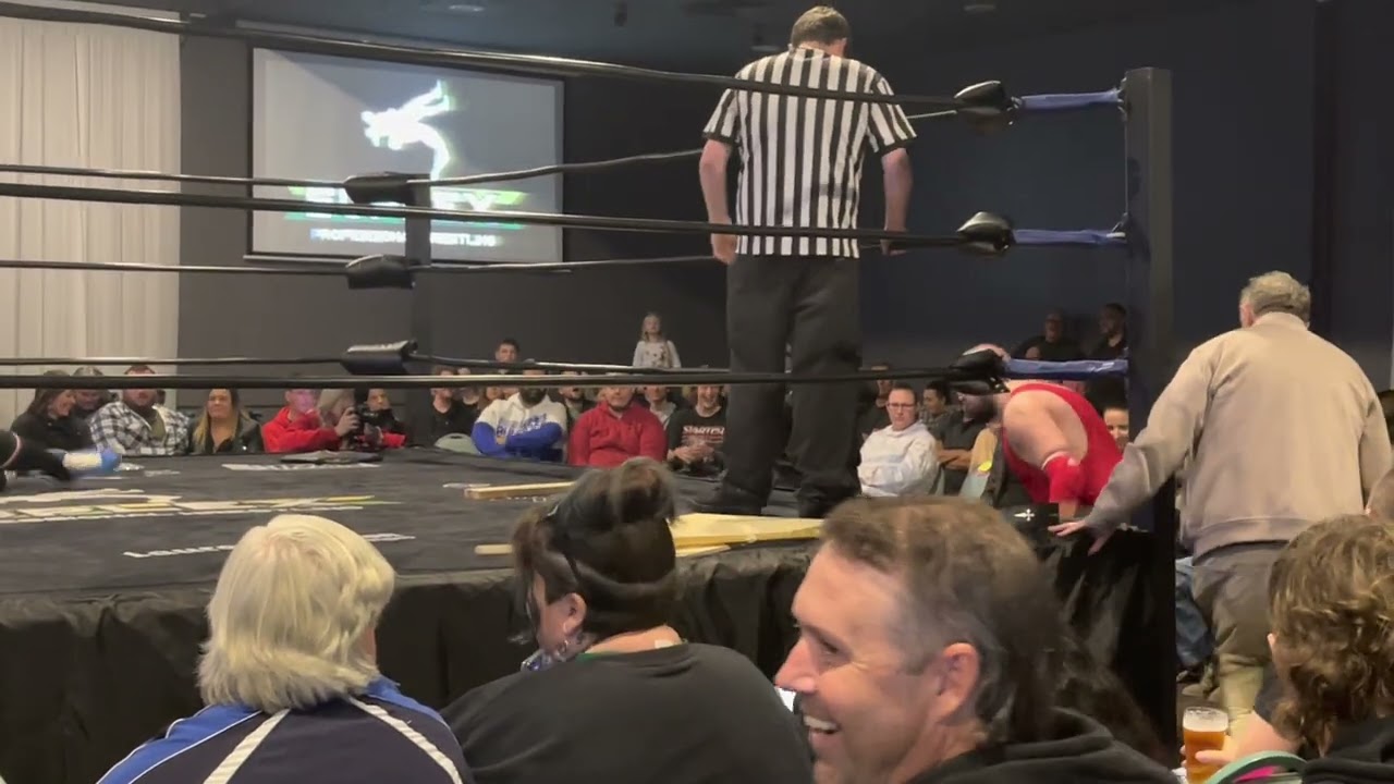 Benny the Backrower vs Metal Corey Hardcore match